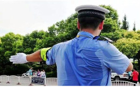 净水器租赁:知道为什么夏天容易汗流浃背而冬天却不会吗？